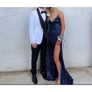 Navy blue Ladivine by Cinderella Divine prom dress